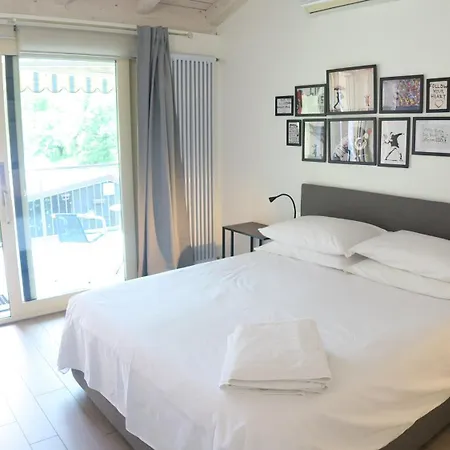 Onsuite With Wiew Near Como