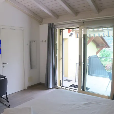 Onsuite With Wiew Near Como *