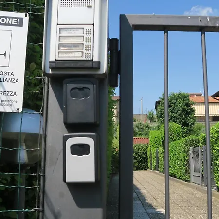 Onsuite With Wiew Near Como * Erba